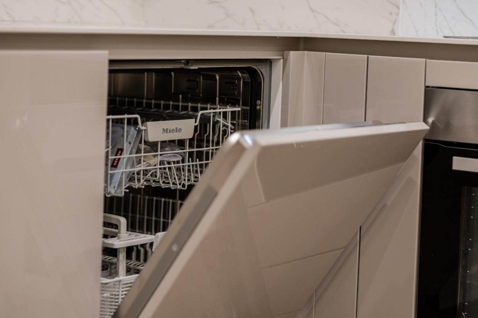 Gallienus Superior Apartment Верона Екстериор снимка