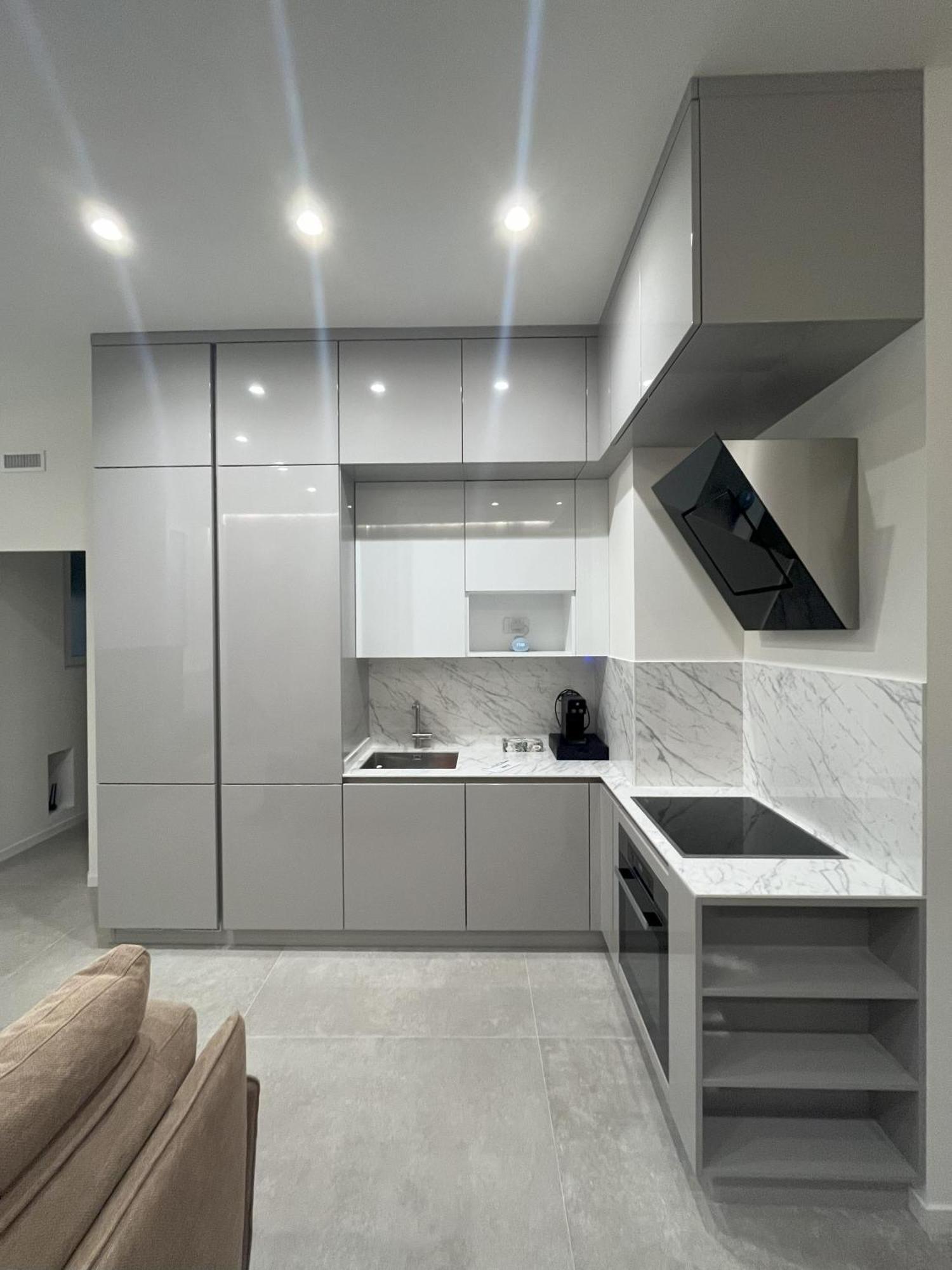 Gallienus Superior Apartment Верона Екстериор снимка